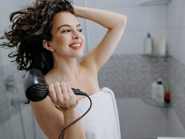 Cara Merawat Rambut agar Tetap Indah Setelah Pewarnaan